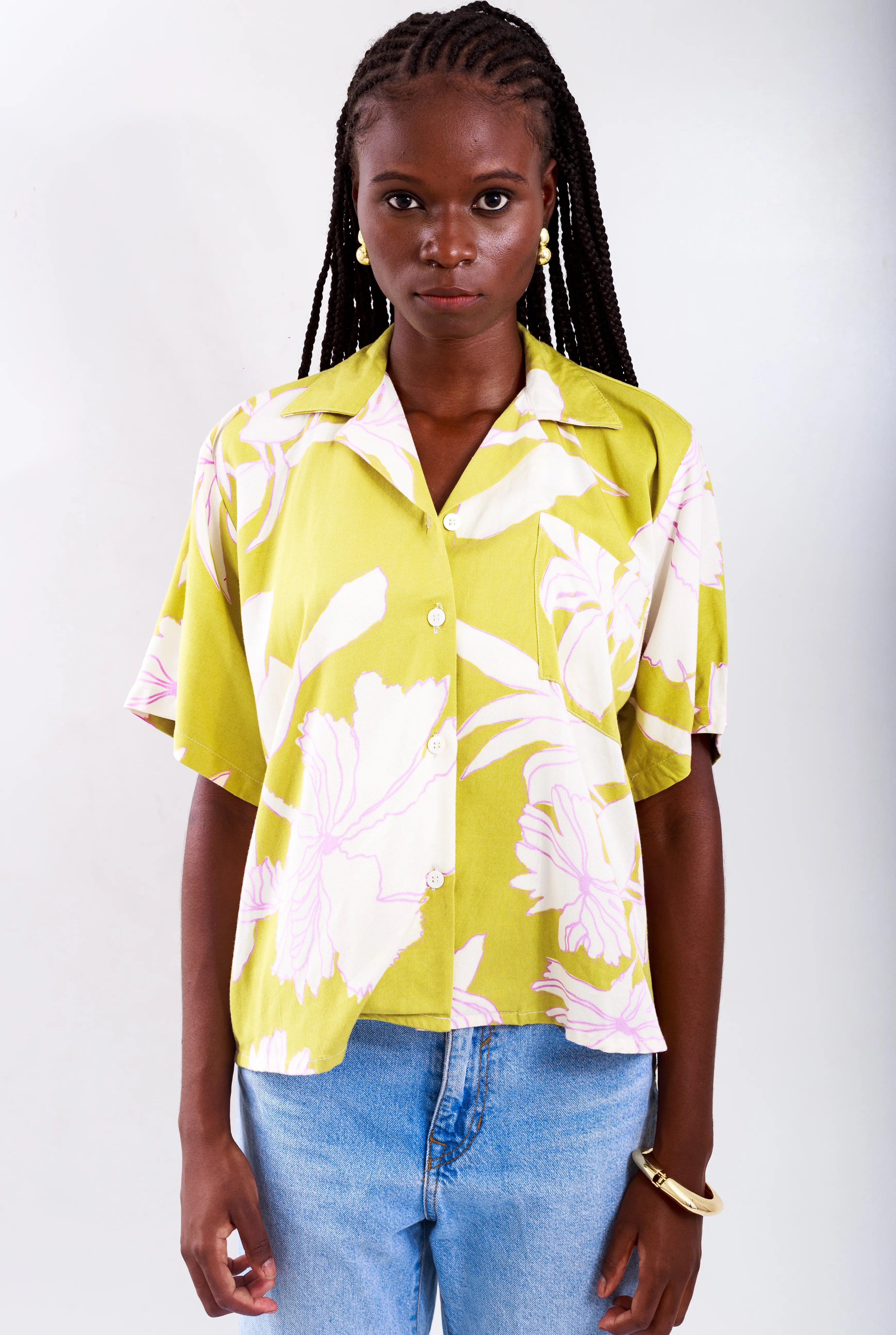 Flor de Verano Verde Shirt