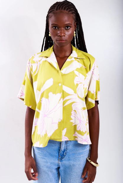Flor de Verano Verde Shirt